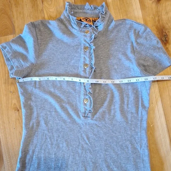 Tory Burch Lidia Ruffle Polo Tee GRAY Size Small - Picture 10 of 11